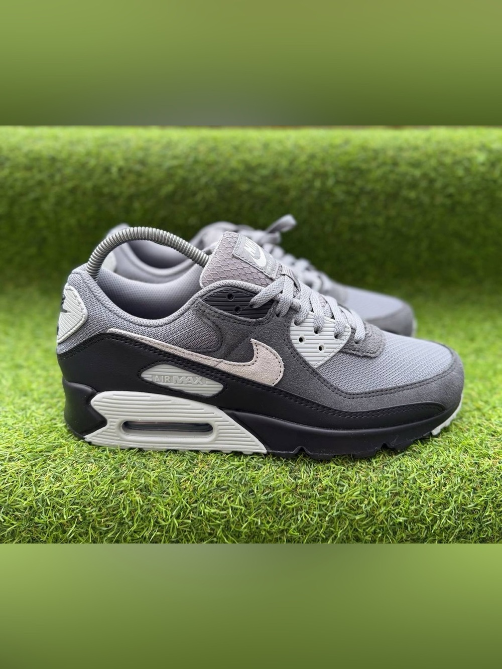 Nike Air Max 90 “Smoke Grey Black Photon Dust” Men’s Shoes - Picture 2 of 6